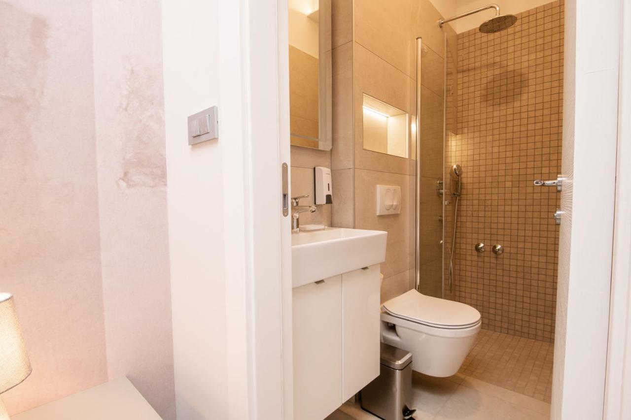 Deluxe & Revis Apartment *