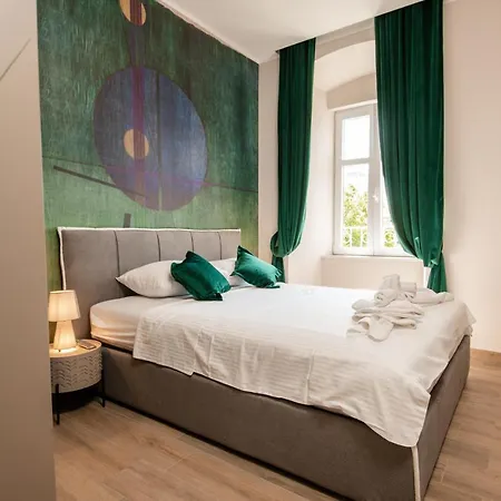 Deluxe Apartments & Rooms Revis Fiume Esterno foto