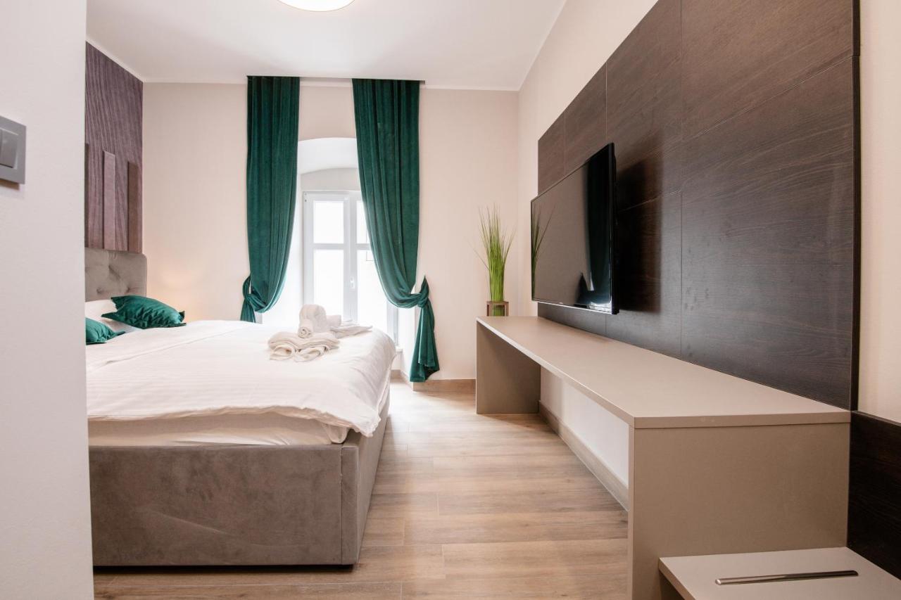 Apartment Deluxe & Revis Rijeka